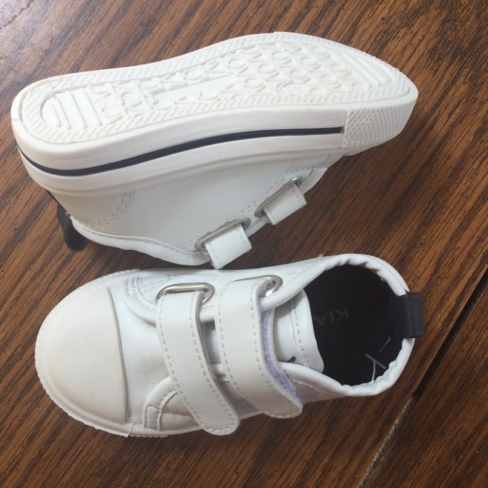 White toddler boy shoes size 8